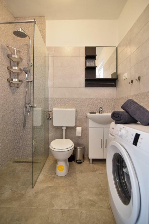 Barbarossa Apartment Zadar Bagian luar foto
